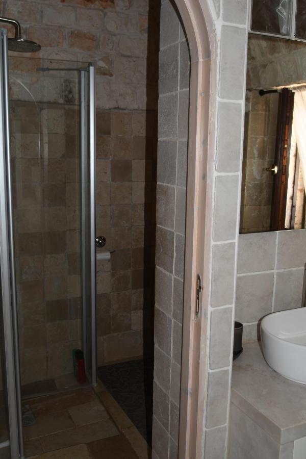 Trullo Bosco Libero Ostuni Villa Ngoại thất bức ảnh