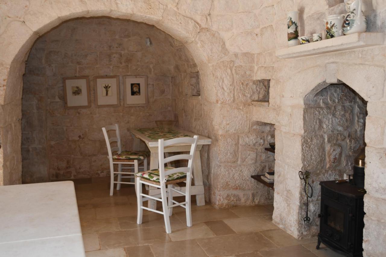 Trullo Bosco Libero Ostuni Villa Ngoại thất bức ảnh