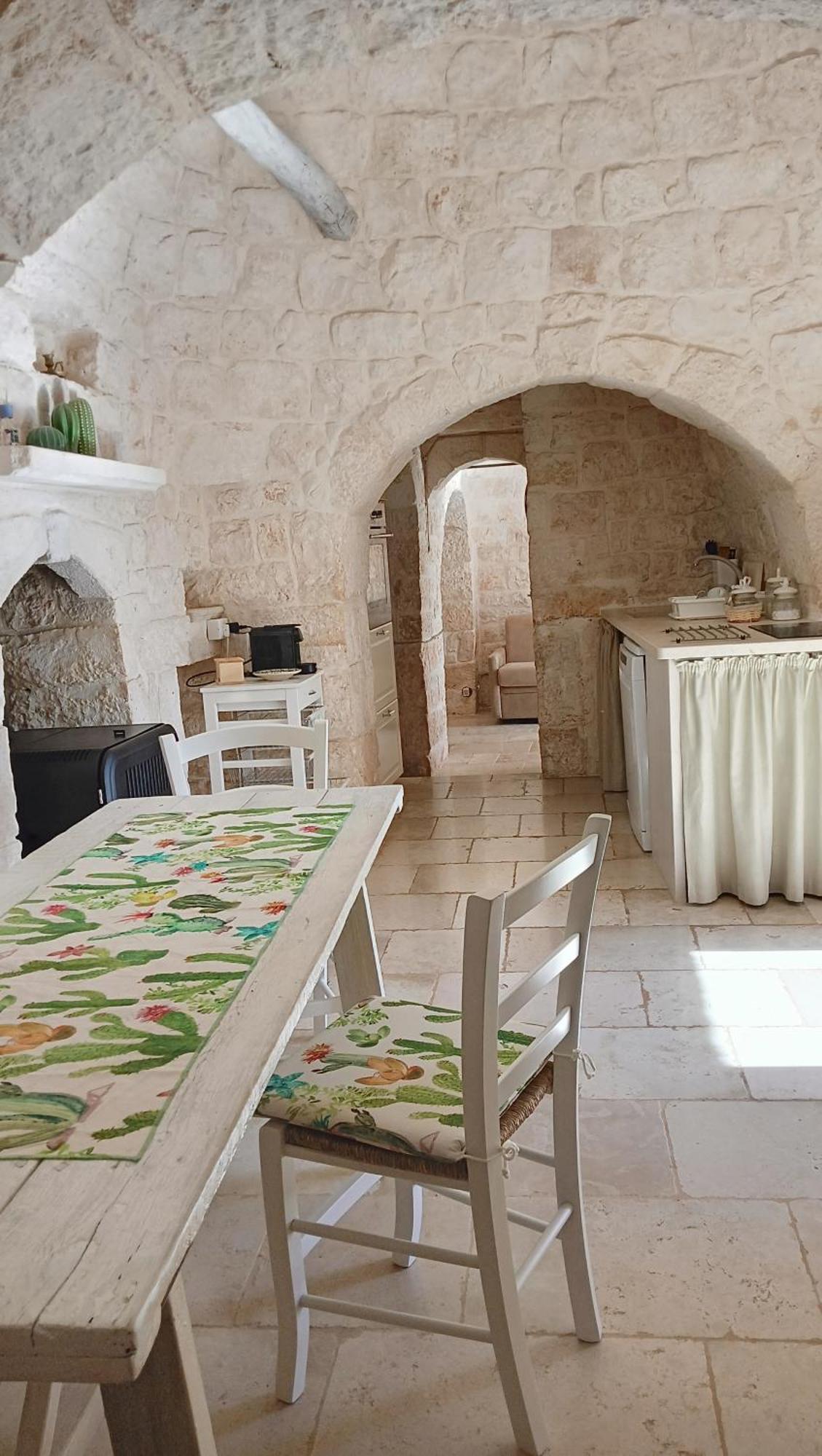 Trullo Bosco Libero Ostuni Villa Ngoại thất bức ảnh