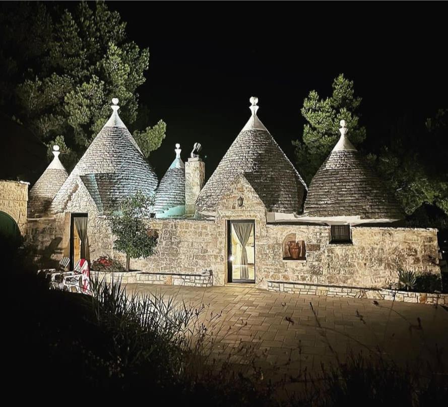 Trullo Bosco Libero Ostuni Villa Ngoại thất bức ảnh