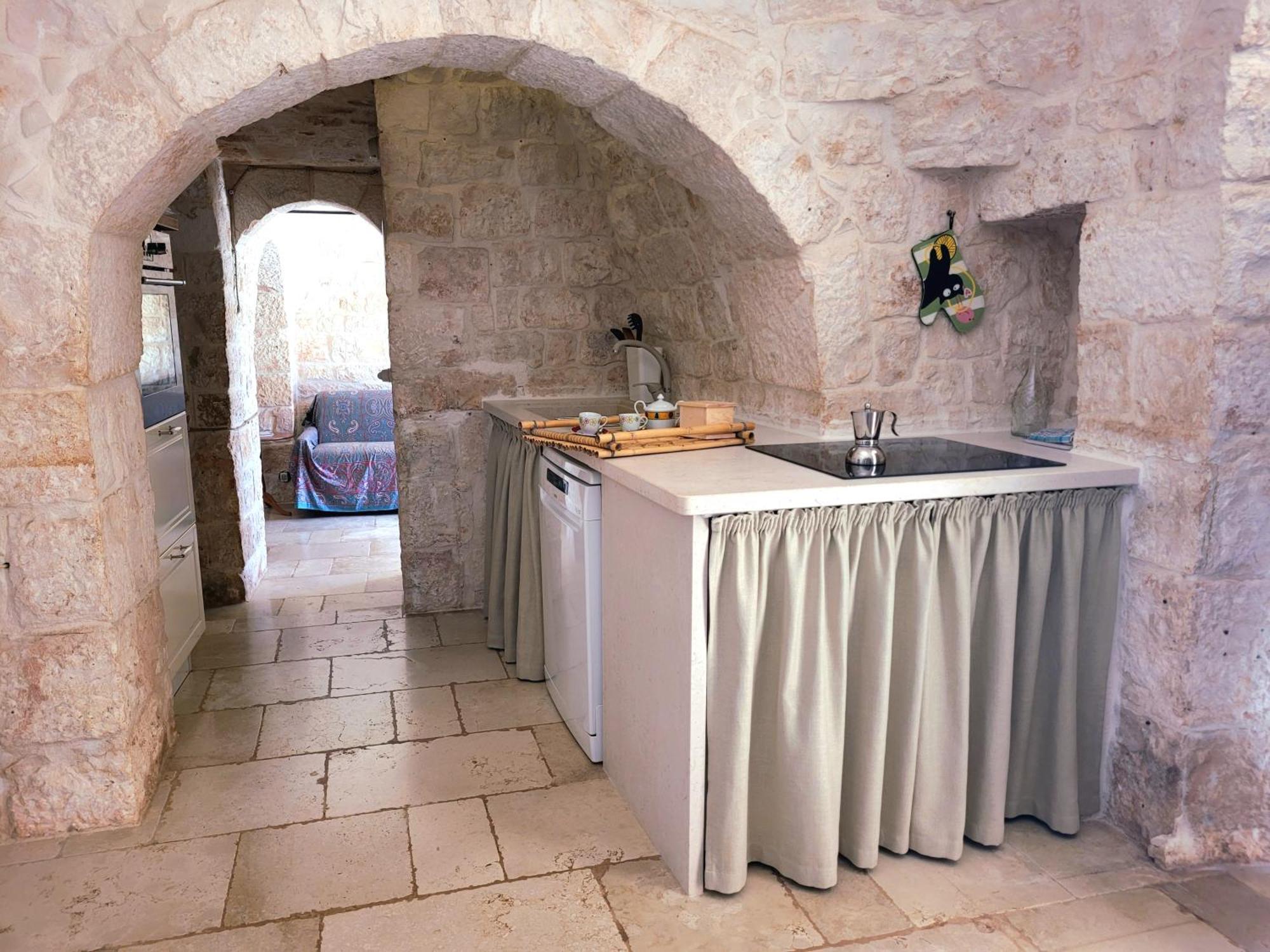 Trullo Bosco Libero Ostuni Villa Ngoại thất bức ảnh