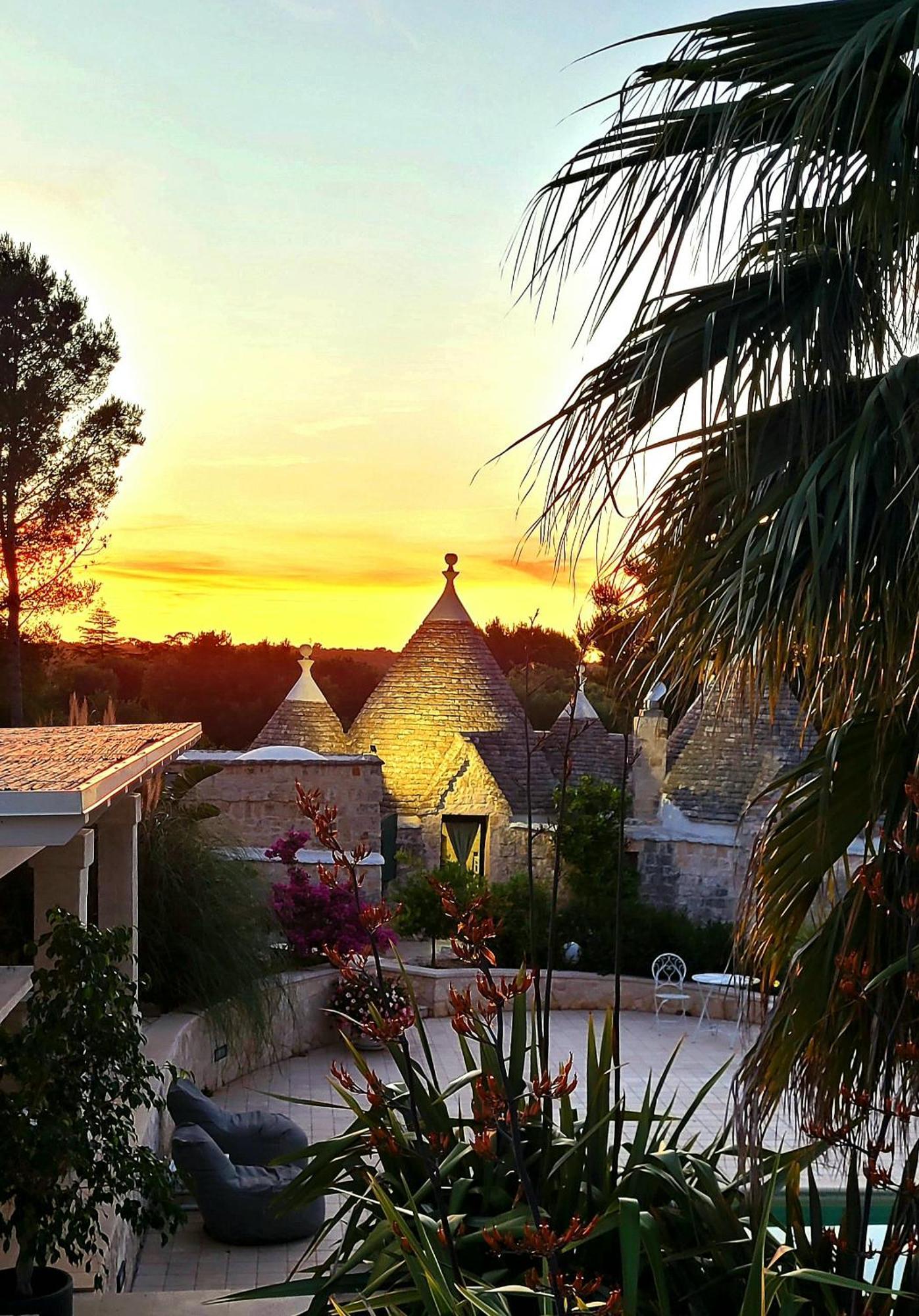 Trullo Bosco Libero Ostuni Villa Ngoại thất bức ảnh